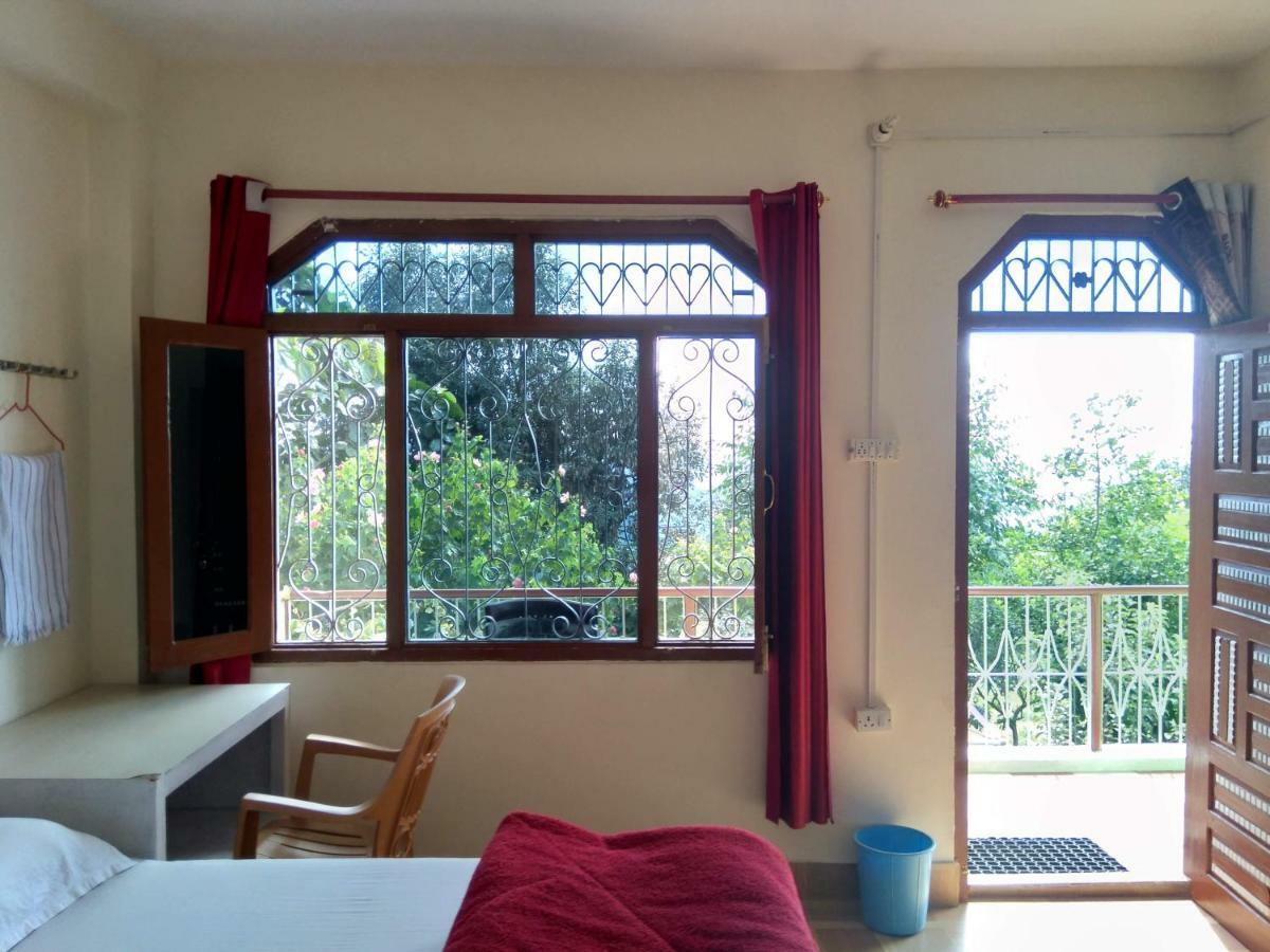 Maa Ananda Mayee Guest House Binsar Εξωτερικό φωτογραφία
